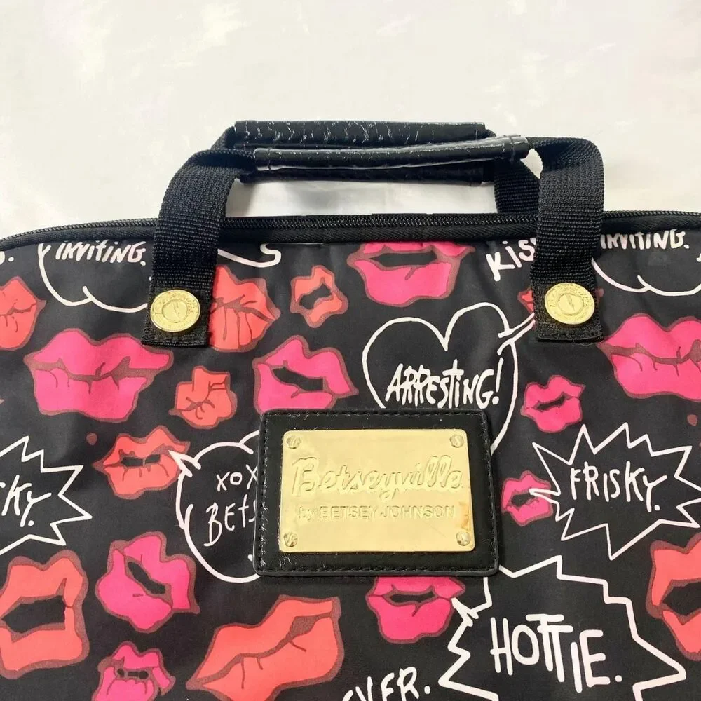Betsey Johnson betsey johnson